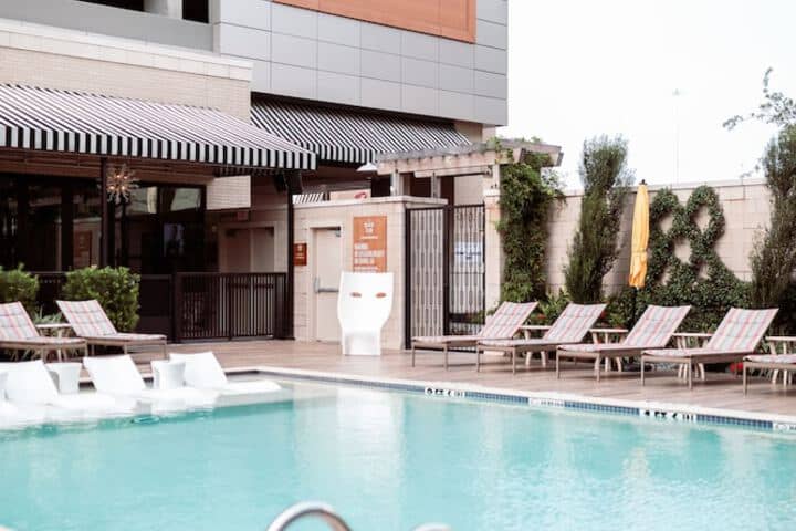 Pool 27 of 40