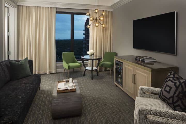 Room 18 of 40